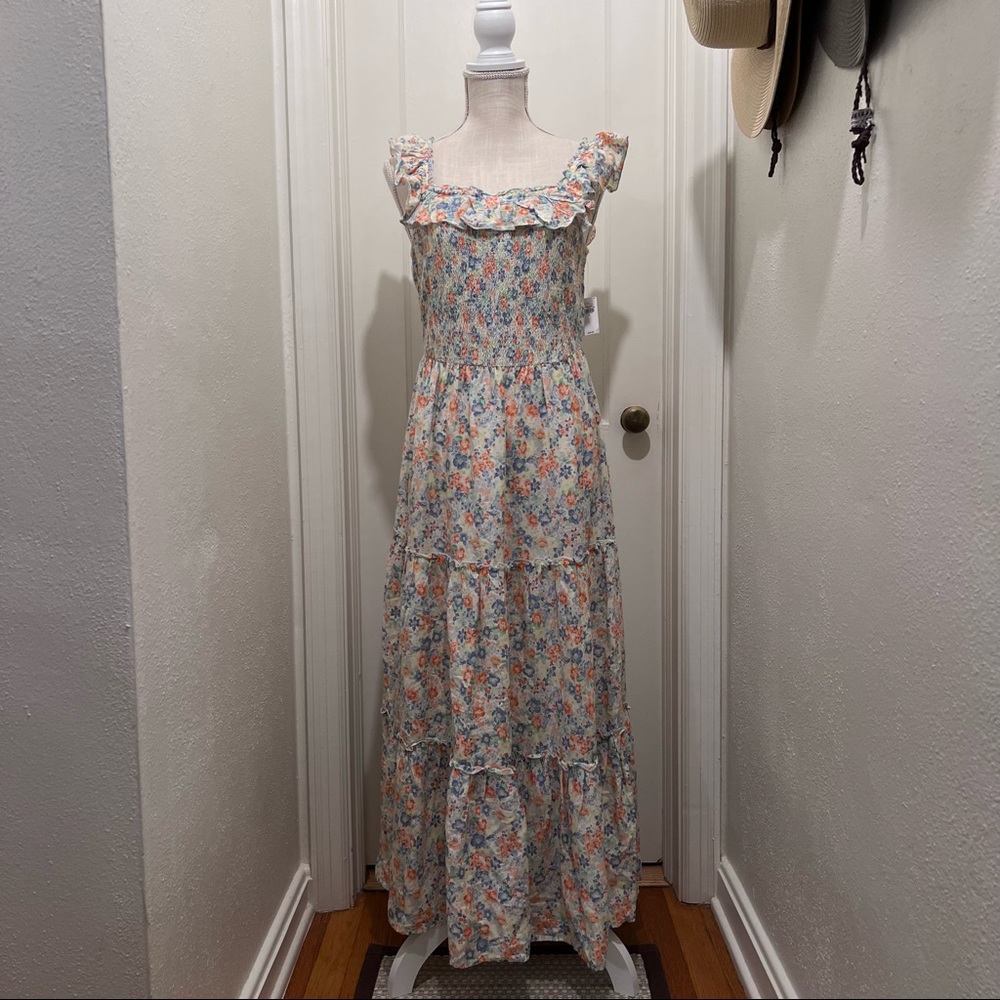 NWT Old Navy Sleeveless Smock Tiered Dress Multi Floral Medium - Picture 6 of 12